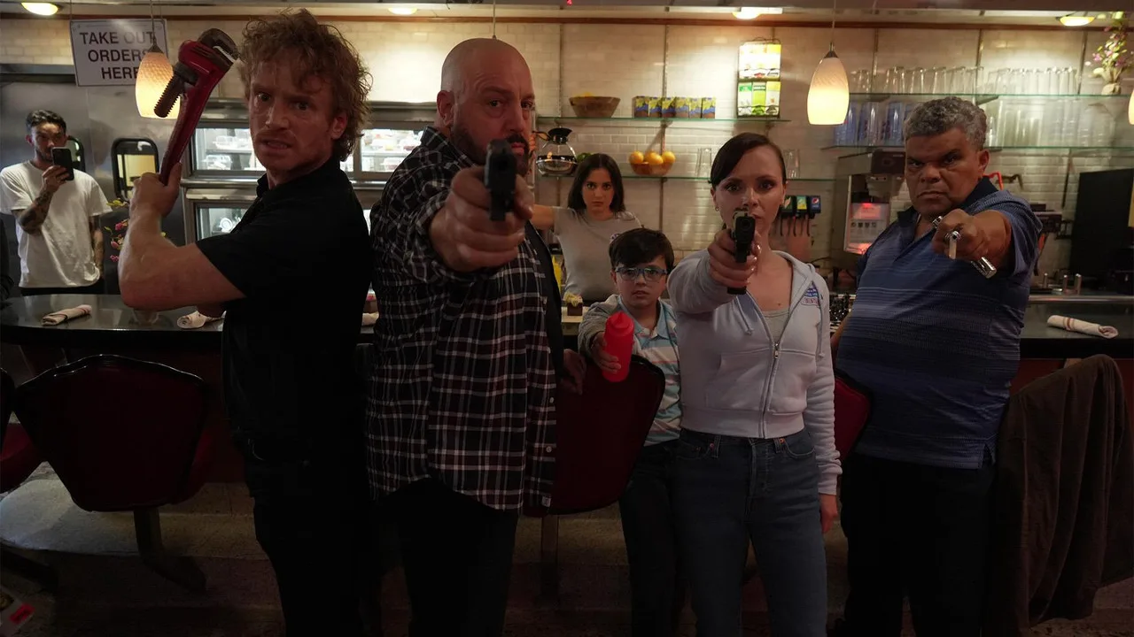 فيلم Guns Up 2025 مترجم اون لاين
